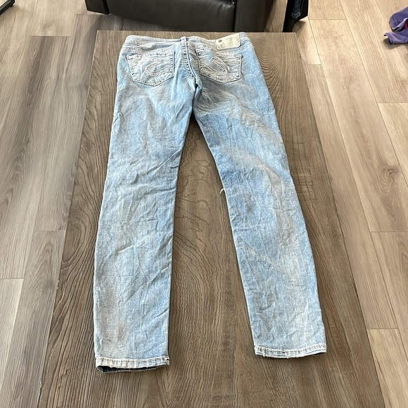 Silver Jeans - Picture 2 of 5